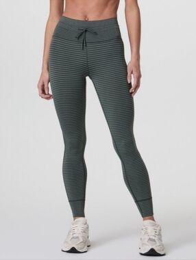 Vuori Green Striped Legging